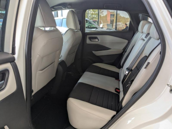 Photo 19 du bon plan NISSAN Qashqai e-POWER 190ch Tekna 2022 occasion à 25490 €