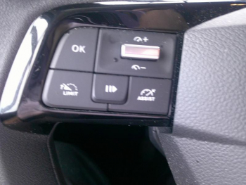 Photo 11 du bon plan CITROEN Berlingo Taille M - 1.5 BlueHDI 100ch S&S PLUS 5 places occasion à 21901 €