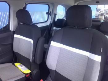 Photo 14 du bon plan CITROEN Berlingo Taille M - 1.5 BlueHDI 100ch S&S PLUS 5 places occasion à 21901 €