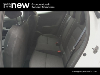 Photo 12 du bon plan RENAULT Clio 1.6 E-Tech hybride 145ch Equilibre occasion à 17900 €