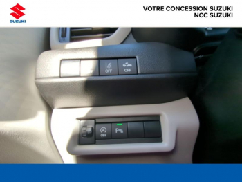 Photo 11 du bon plan SUZUKI Swift 1.2 Hybrid 83ch Pack occasion à 19980 €