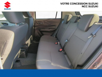 Photo 22 du bon plan SUZUKI Swift 1.2 Hybrid 83ch Pack occasion à 19980 €