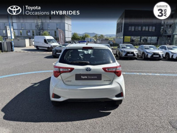 Photo 4 du bon plan TOYOTA Yaris 100h Dynamic 5p RC18 occasion à 12990 €