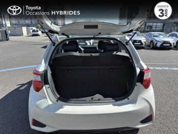 Photo 10 du bon plan TOYOTA Yaris 100h Dynamic 5p RC18 occasion à 12990 €