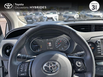Photo 13 du bon plan TOYOTA Yaris 100h Dynamic 5p RC18 occasion à 12990 €