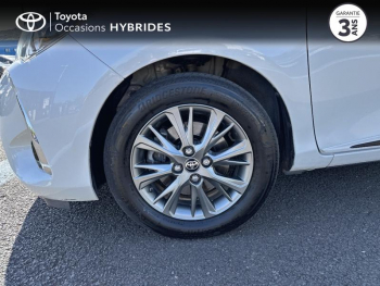 Photo 16 du bon plan TOYOTA Yaris 100h Dynamic 5p RC18 occasion à 12990 €