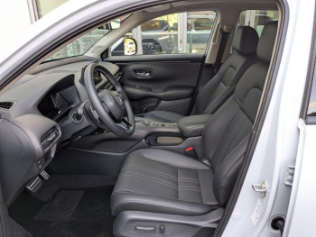 Photo 24 du bon plan HONDA ZR-V 2.0 i-MMD 184ch e:HEV Advance occasion à 41900 €