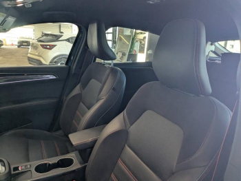 ddf-core-media-yWAa0d19503_12.jpg Photo 12 du bon plan RENAULT Arkana 1.3 TCe mild hybrid 140ch RS Line EDC -22 occasion à 21490 €