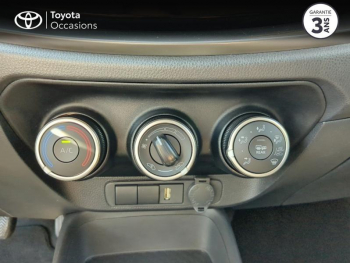 Photo 21 du bon plan TOYOTA Aygo X 1.0 VVT-i 72ch Dynamic S-CVT occasion à 15490 €