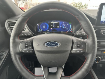 Photo 17 du bon plan FORD Kuga 2.5 Duratec 190ch FHEV E85 ST-Line BVA occasion à 28690 €