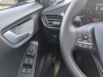 Photo 13 du bon plan FORD Puma 1.0 Flexifuel 125ch S&S mHEV Titanium occasion à 19900 €