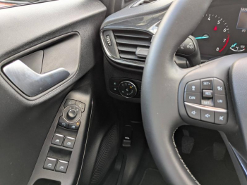 Photo 17 du bon plan FORD Puma 1.0 Flexifuel 125ch S&S mHEV Titanium occasion à 19900 €