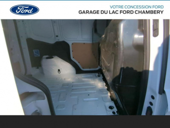 Photo 11 du bon plan FORD Transit Courier VUL 1.0E 100ch Stop&Start Limited occasion à 16990 €