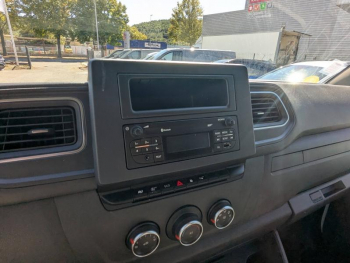 Photo 13 du bon plan RENAULT Master Fg VUL F3300 L1H2 2.3 dCi 150ch Energy Confort Euro6 occasion à 19743 €