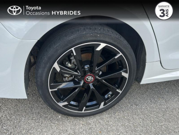 Photo 16 du bon plan TOYOTA Corolla Touring Spt 1.8 140ch GR Sport MY23 occasion à 26980 €