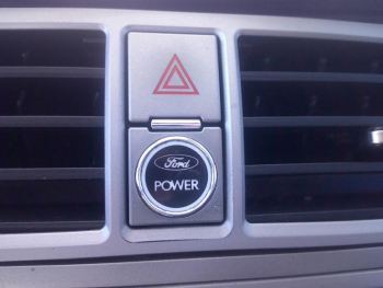 Photo 3 du bon plan FORD Kuga 2.0 TDCi 140ch FAP Titanium occasion à 10590 €