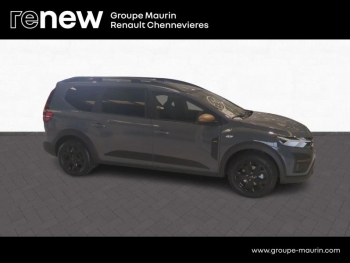 Photo 4 du bon plan DACIA Jogger 1.6 hybrid 140ch Extreme+ 7 places -24 occasion à 27990 €