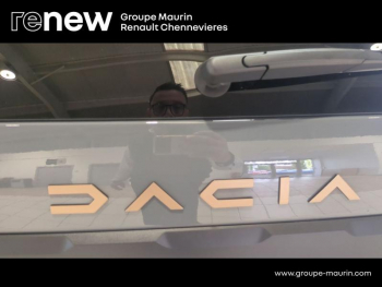 Photo 15 du bon plan DACIA Jogger 1.6 hybrid 140ch Extreme+ 7 places -24 occasion à 27990 €