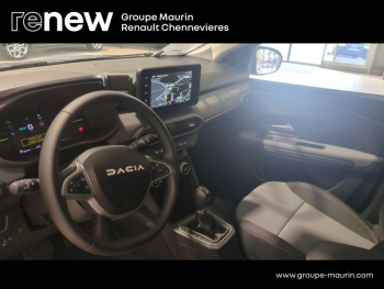 Photo 18 du bon plan DACIA Jogger 1.6 hybrid 140ch Extreme+ 7 places -24 occasion à 27990 €
