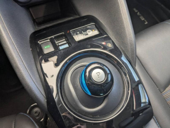 Photo 8 du bon plan NISSAN Leaf 217ch e+ 62kWh N-Connecta 22 occasion à 19900 €
