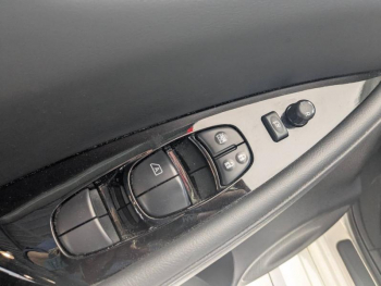 Photo 15 du bon plan NISSAN Leaf 217ch e+ 62kWh N-Connecta 22 occasion à 19900 €