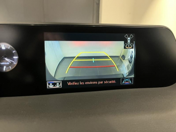 Photo 18 du bon plan LEXUS UX 250h 2WD Luxe Pack Technologie occasion à 21990 €