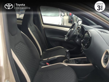 Photo 6 du bon plan TOYOTA Aygo X 1.0 VVT-i 72ch Design occasion à 15480 €