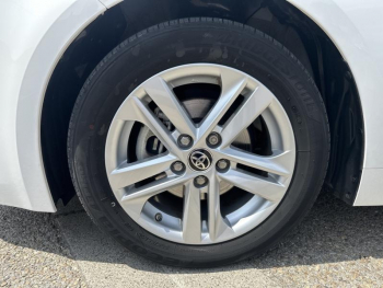 ddf-core-media-FSffk8417012882_6.jpg Photo 6 du bon plan TOYOTA Corolla 122h Dynamic MY22 occasion à 20990 €