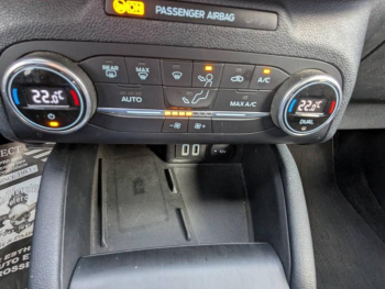 Photo 19 du bon plan FORD Kuga 2.5 Duratec 190ch FHEV ST-Line BVA occasion à 25880 €