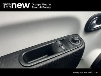 Photo 21 du bon plan RENAULT Twingo E-Tech Electric Zen R80 Achat IntÃ©gral - 21 occasion à 10300 €