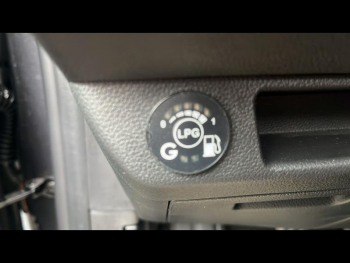 Photo 21 du bon plan RENAULT Clio 1.0 TCe 100ch Evolution GPL occasion à 15300 €