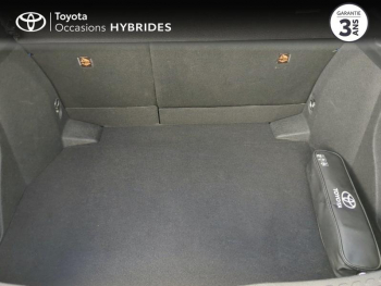 Photo 10 du bon plan TOYOTA C-HR 122h Dynamic 2WD E-CVT MY20 occasion à 21490 €