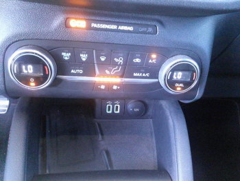 Photo 25 du bon plan FORD Kuga 2.5 Duratec 190ch FHEV E85 ST-Line X BVA occasion à 27900 €