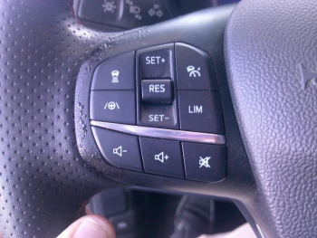 Photo 27 du bon plan FORD Kuga 2.5 Duratec 190ch FHEV E85 ST-Line X BVA occasion à 27900 €