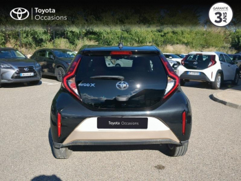 Photo 4 du bon plan TOYOTA Aygo X 1.0 VVT-i 72ch Design occasion à 14490 €