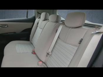 Photo 14 du bon plan NISSAN Leaf 150ch 40kWh Acenta 22 occasion à 27900 €