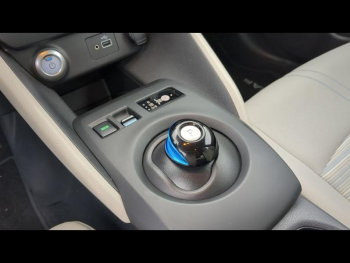 Photo 15 du bon plan NISSAN Leaf 150ch 40kWh Acenta 22 occasion à 27900 €