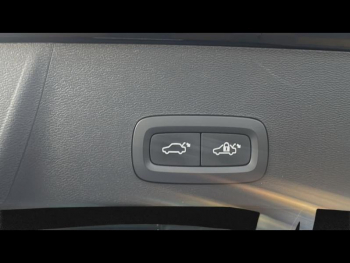 Photo 8 du bon plan VOLVO XC40 B3 163ch Start DCT 7 occasion à 32900 €