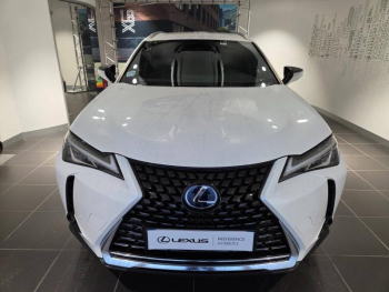 Photo 2 du bon plan LEXUS UX 250h 2WD Premium Edition MY21 occasion à 23990 €