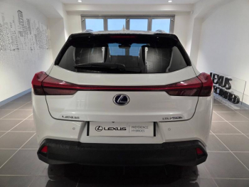 Photo 17 du bon plan LEXUS UX 250h 2WD Premium Edition MY21 occasion à 23990 €
