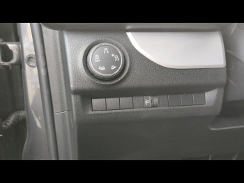 Photo 11 du bon plan TOYOTA ProAce Verso Long 2.0 180 D-4D Dynamic Connect BVA RC23 occasion à 39990 €