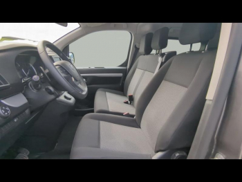 Photo 12 du bon plan TOYOTA ProAce Verso Long 2.0 180 D-4D Dynamic Connect BVA RC23 occasion à 39990 €