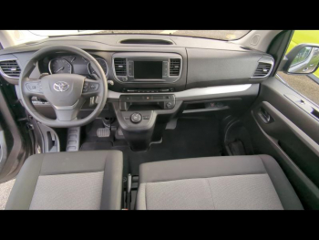 Photo 15 du bon plan TOYOTA ProAce Verso Long 2.0 180 D-4D Dynamic Connect BVA RC23 occasion à 39990 €
