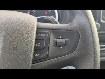 Photo 21 du bon plan TOYOTA ProAce Verso Long 2.0 180 D-4D Dynamic Connect BVA RC23 occasion à 39990 €