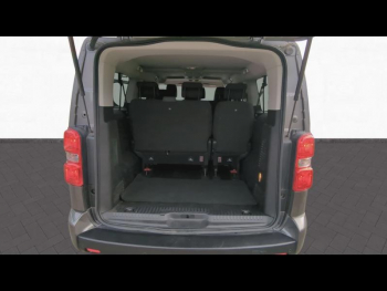 Photo 24 du bon plan TOYOTA ProAce Verso Long 2.0 180 D-4D Dynamic Connect BVA RC23 occasion à 39990 €