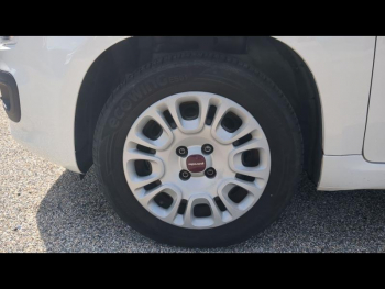 Photo 4 du bon plan FIAT Panda 1.2 8v 69ch Pop occasion à 7490 €