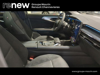 ddf-core-media-lGU2jZ560815_21.jpg Photo 21 du bon plan RENAULT Austral 1.2 E-Tech full hybrid 200ch Iconic esprit Alpine- 24 occasion à 38999 €