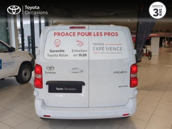 Photo 4 du bon plan TOYOTA ProAce VUL Medium 75kWh Business Electric RC23 occasion à 35990 €