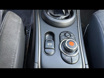 Photo 16 du bon plan MINI Countryman Cooper SE  125ch + 95ch Northwood ALL4 BVA6 occasion à 25990 €