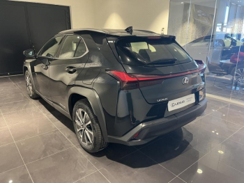 Photo 2 du bon plan LEXUS UX 300e Pack occasion à 20980 €